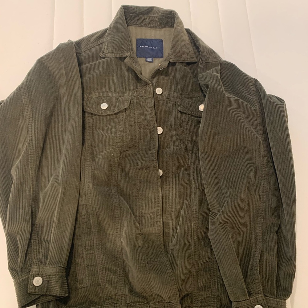 Anerican Eagle corduroy light jacket